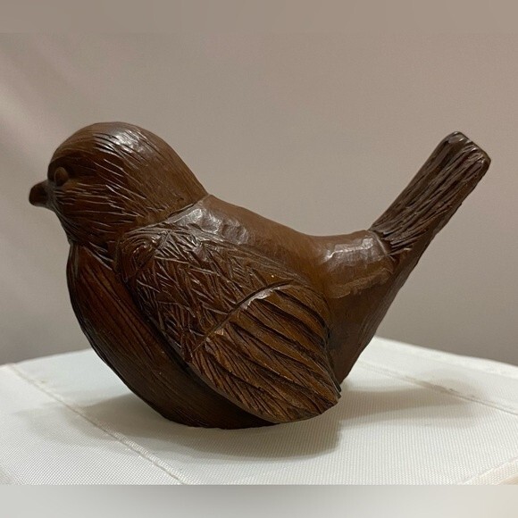 Vintage Red Mill Mfg Pecan Shell & Resin Sparrow Bird Figurine Handcrafted USA - Picture 6 of 8